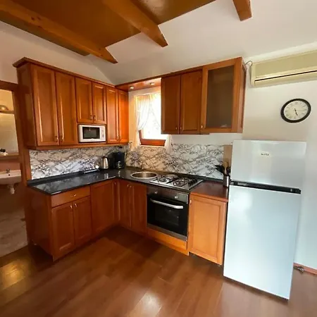 Sara Apartment